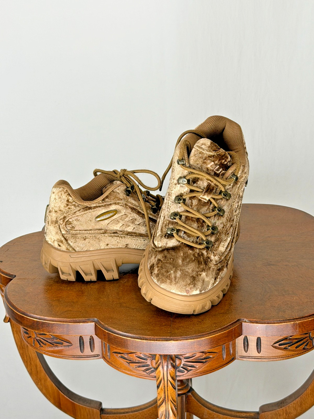 LUGZ Bronze Crushed Velvet Sneaker Lug Sole US Womens 7 #0146C